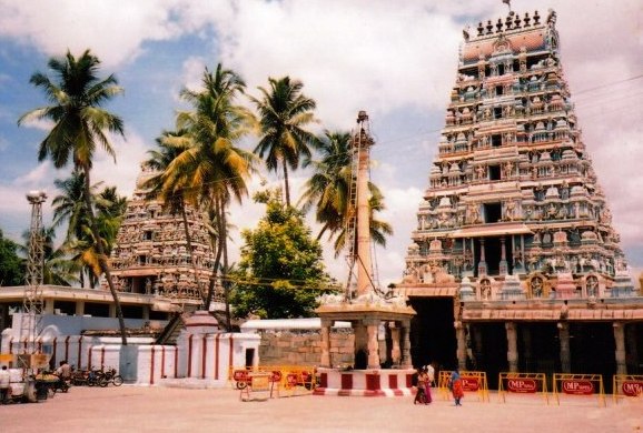 Avinasi Gopuram